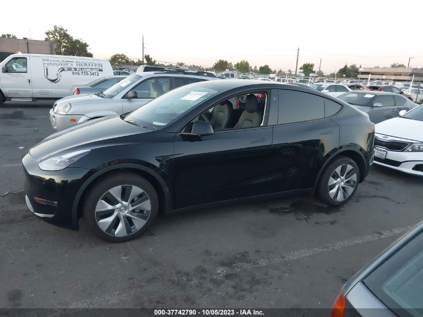 2023 TESLA MODEL Y - 7SAYGDEEXPF828713