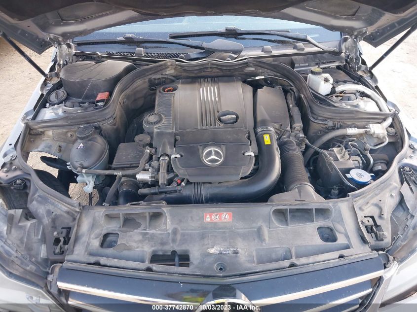2014 MERCEDES-BENZ C-CLASS C 250 - WDDGF4HB0EA952059