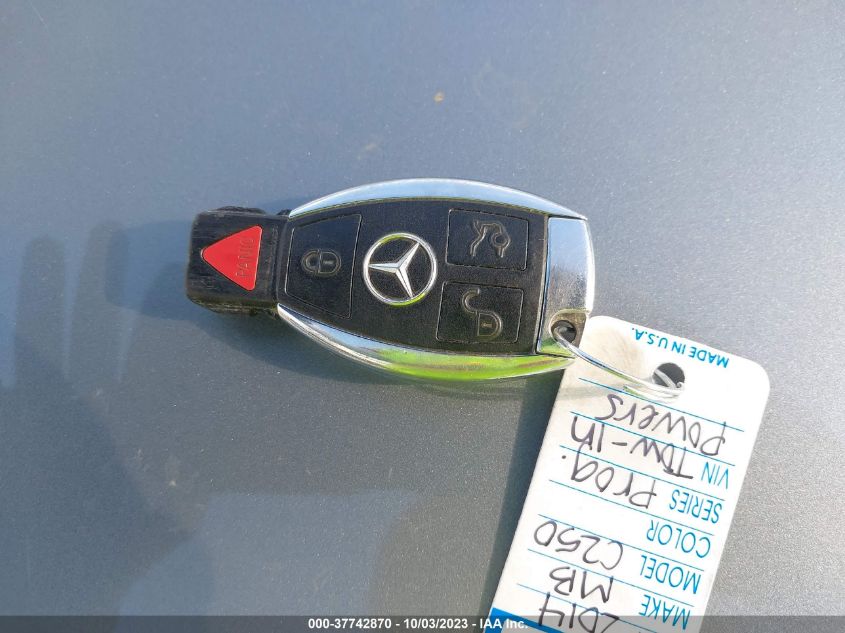 2014 MERCEDES-BENZ C-CLASS C 250 - WDDGF4HB0EA952059