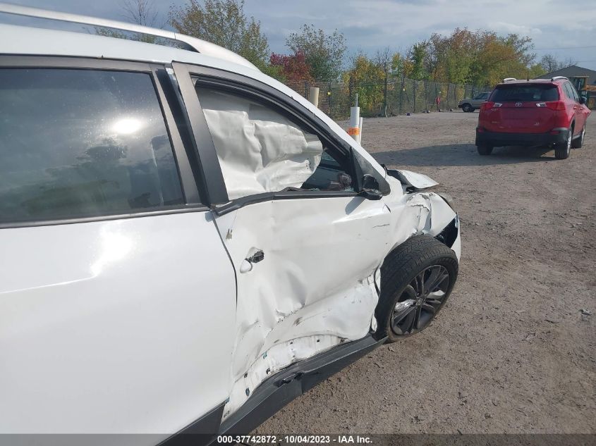 2015 HYUNDAI TUCSON SE - KM8JUCAG7FU962525