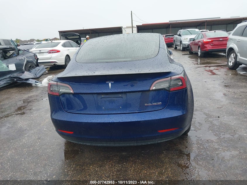 VIN 5YJ3E1EB7JF074193 2018 TESLA MODEL 3