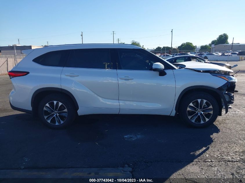 2020 TOYOTA HIGHLANDER XLE - 5TDGZRAH8L5513558