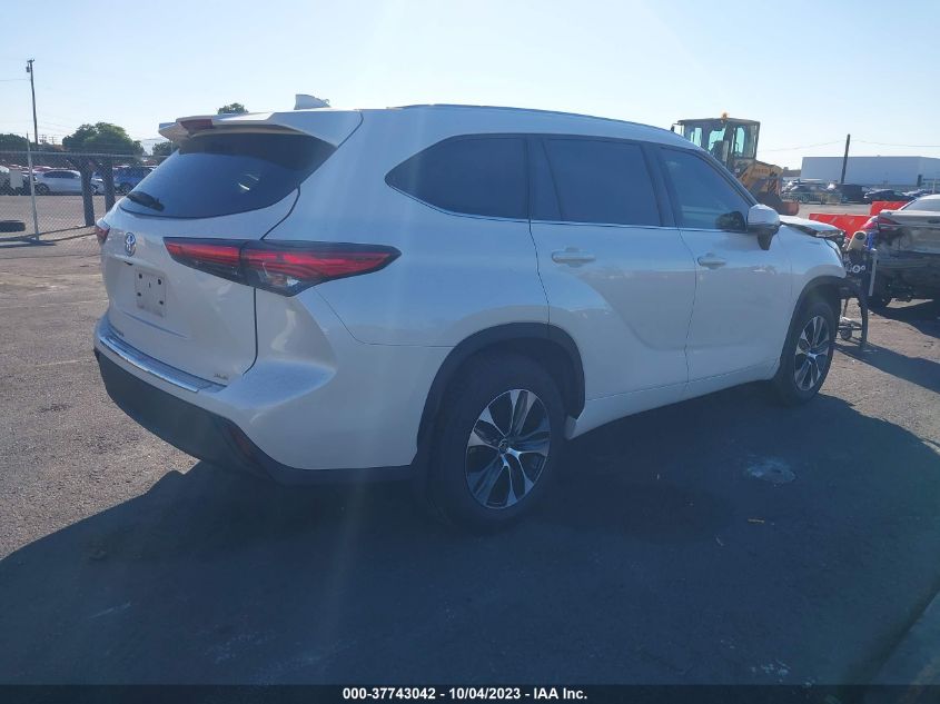 2020 TOYOTA HIGHLANDER XLE - 5TDGZRAH8L5513558