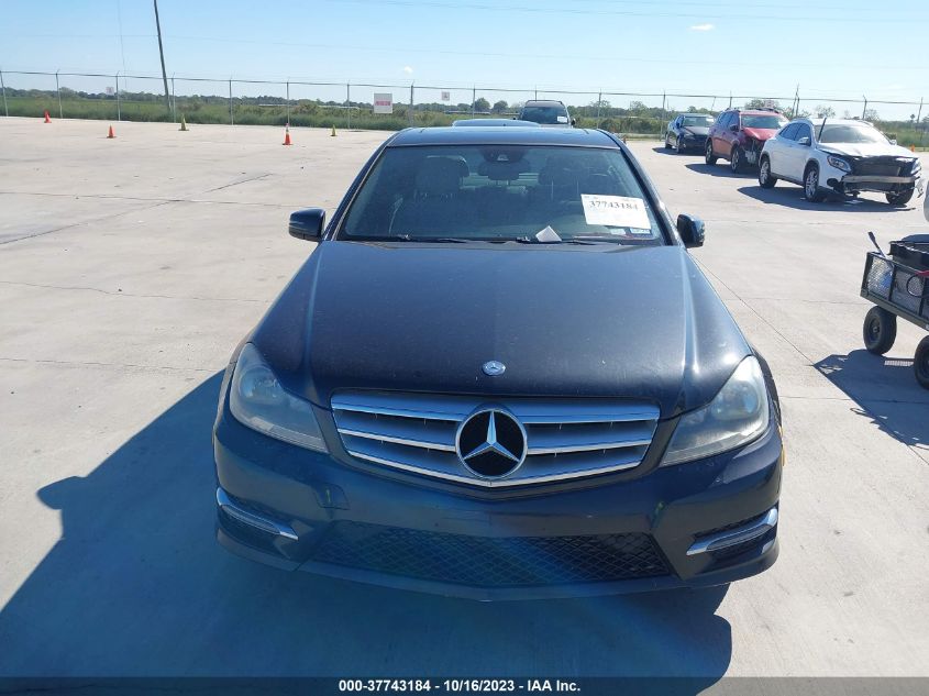 2013 MERCEDES-BENZ C 250 SPORT/LUXURY - WDDGF4HB7DG094603