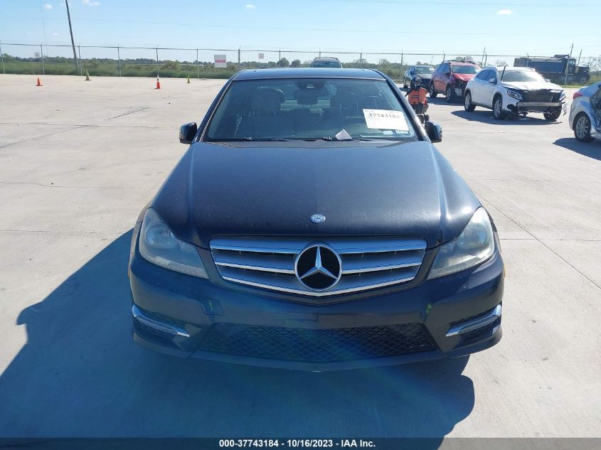 2013 MERCEDES-BENZ C 250 SPORT/LUXURY - WDDGF4HB7DG094603