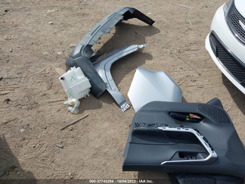 2019 TOYOTA RAV4 LE - JTMG1RFV7KD033544