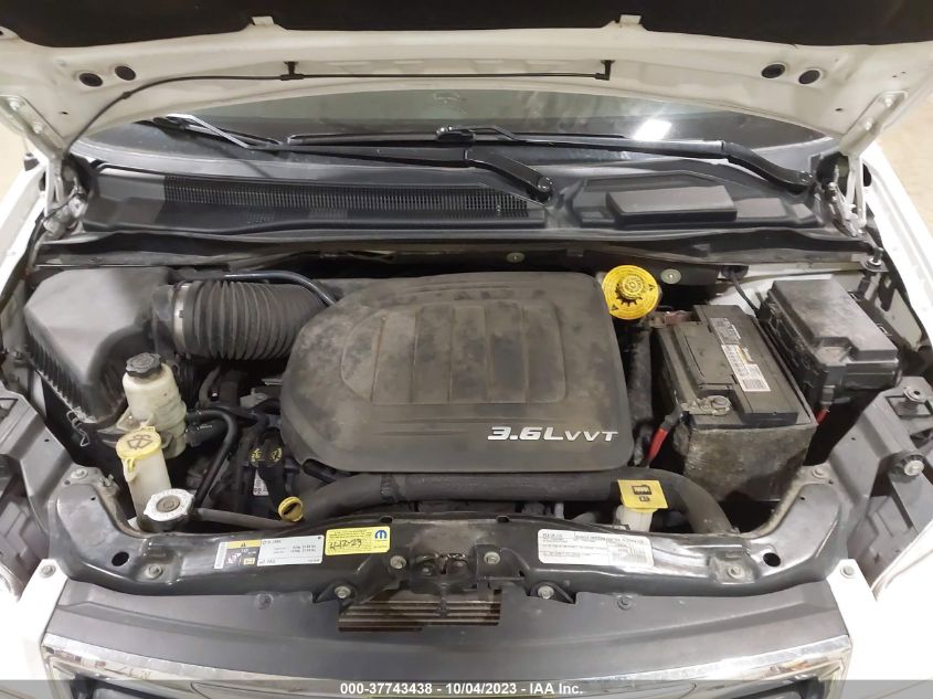 2015 CHRYSLER TOWN & COUNTRY TOURING - 2C4RC1BG4FR698643