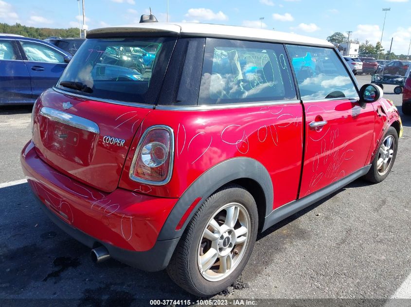 2013 MINI COOPER HARDTOP WMWSU3C57DT690353