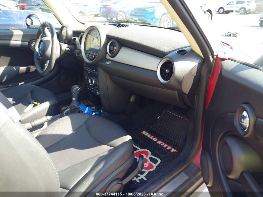 2013 MINI COOPER HARDTOP WMWSU3C57DT690353
