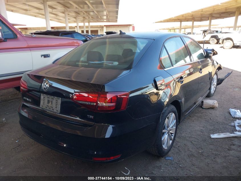 2016 VOLKSWAGEN JETTA SEDAN 1.4T SE W/CONNECTIVITY - 3VWD67AJ7GM253594