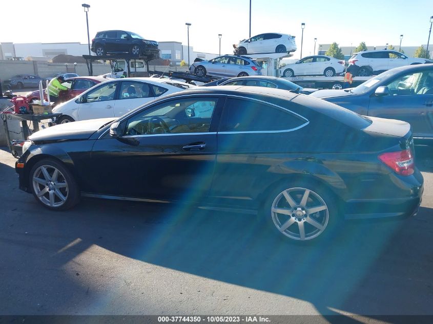 2013 MERCEDES-BENZ C-CLASS C 250 - WDDGJ4HB8DG022971
