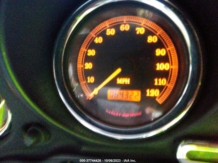 2000 HARLEY-DAVIDSON FLHTCI 1HD1FFW17YY652910