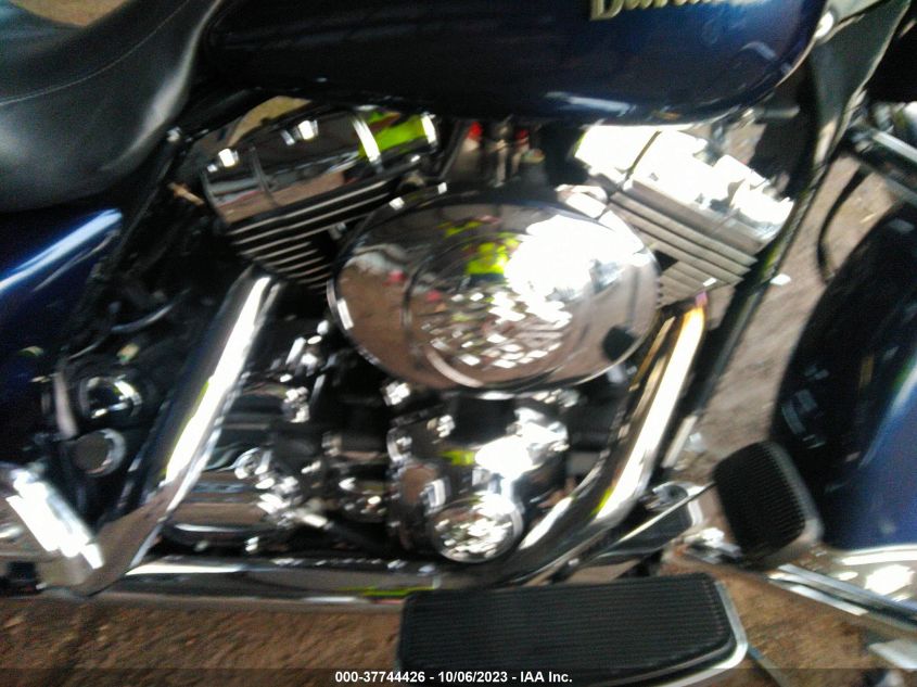 2000 HARLEY-DAVIDSON FLHTCI 1HD1FFW17YY652910