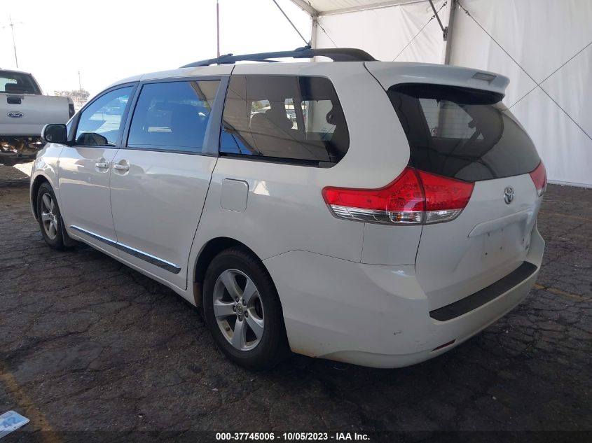 2014 TOYOTA SIENNA LE - 5TDKK3DCXES460909