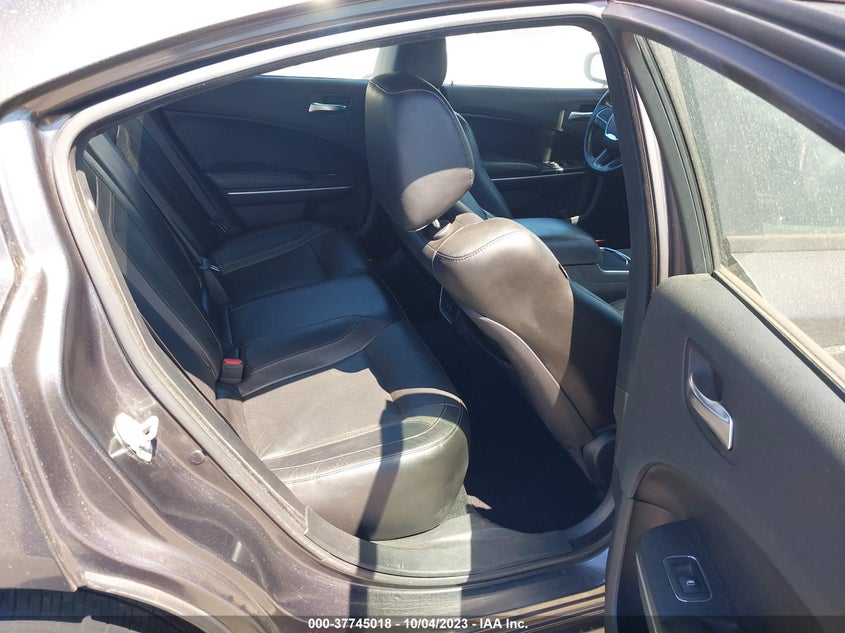 VIN 2C3CDXBG4KH711692 2019 DODGE CHARGER SXT