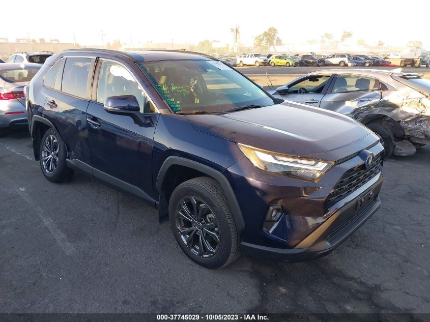 2022 TOYOTA RAV4 XLE PREMIUM - JTMB6RFV8ND524592