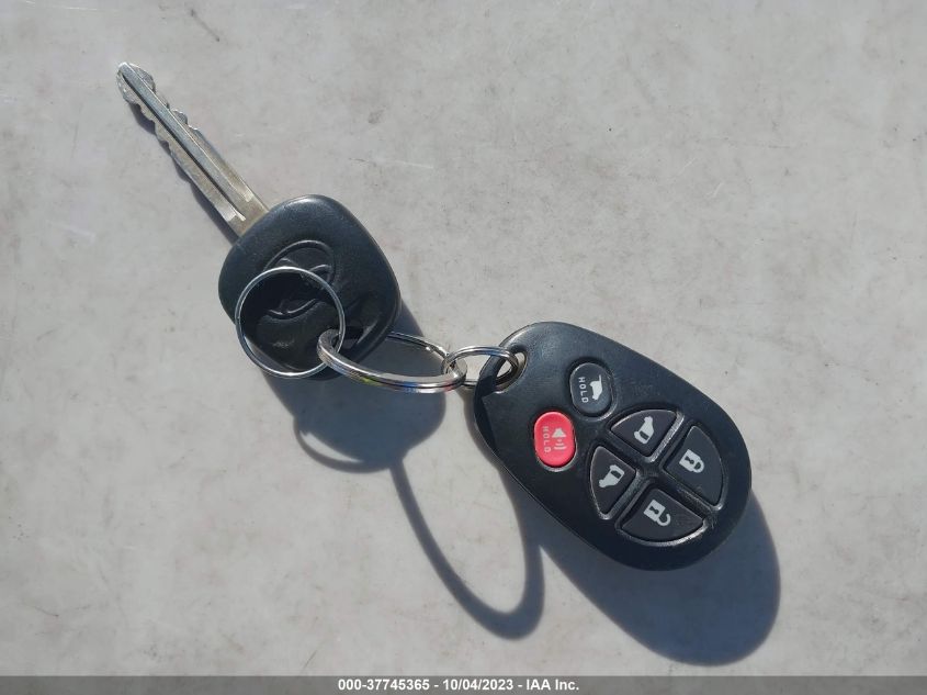 2013 TOYOTA SIENNA XLE AAS/XLE/LTD - 5TDYK3DC2DS349053