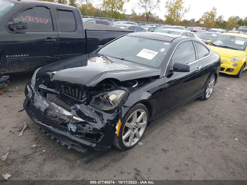 2015 MERCEDES-BENZ C 350 SPORT 4MATIC - WDDGJ8JB2FG368955