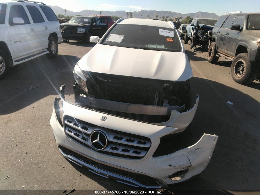 2018 MERCEDES-BENZ GLA 250 WDCTG4EBXJJ408263