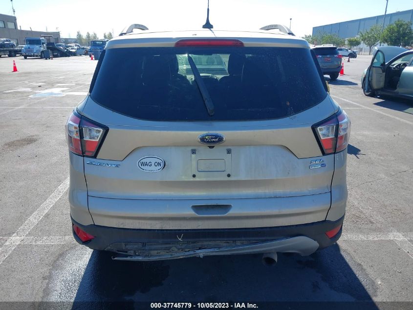 1FMCU9HD1JUC76738 2018 FORD ESCAPE, photo no. 16