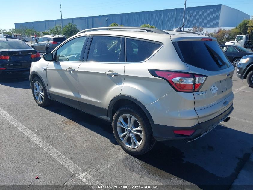 1FMCU9HD1JUC76738 2018 FORD ESCAPE, photo no. 3