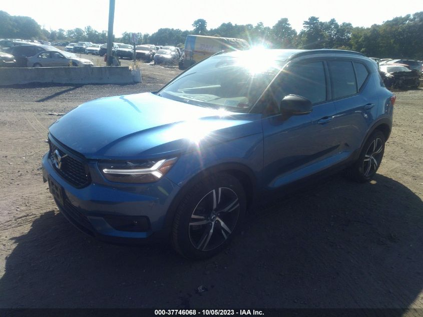 YV4162UM7L2348458 Volvo XC40 R-DESIGN 2