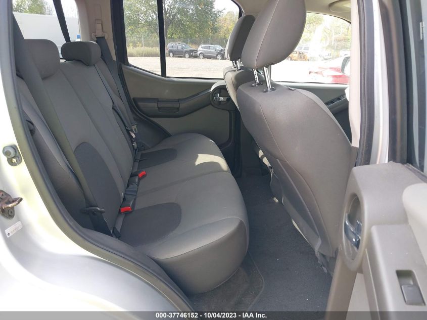 2014 NISSAN XTERRA X/S/PRO-4X - 5N1AN0NW2EN804244