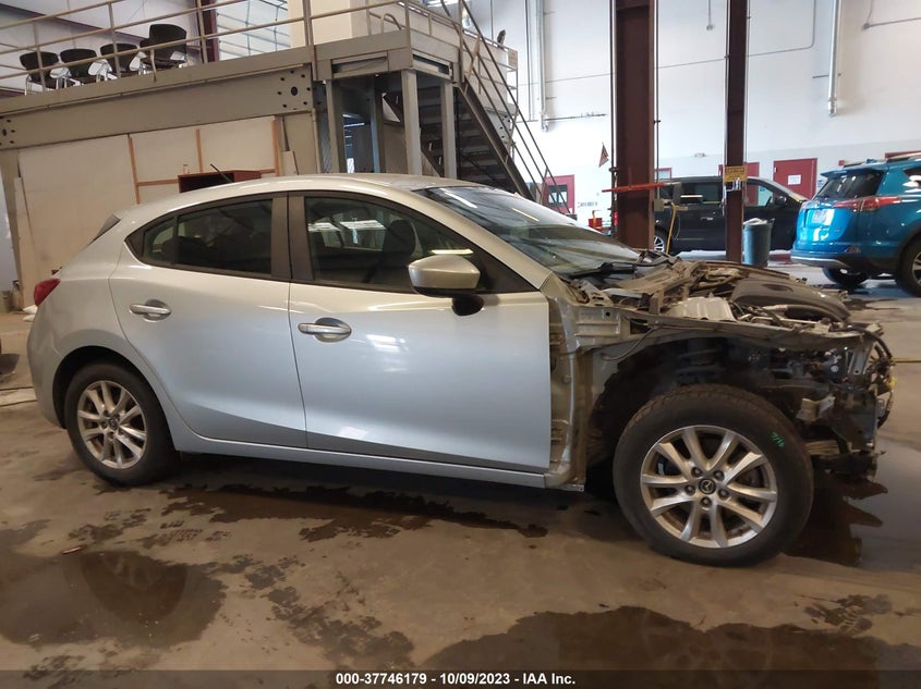 VIN 3MZBN1K75HM138410 2017 MAZDA MAZDA3 5-DOOR SPORT