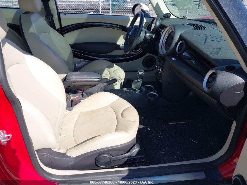 2013 MINI COOPER HARDTOP WMWSU3C55DT370738