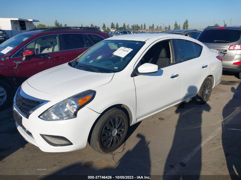 3N1CN7AP7KL807305 Nissan Versa Sedan SV 2