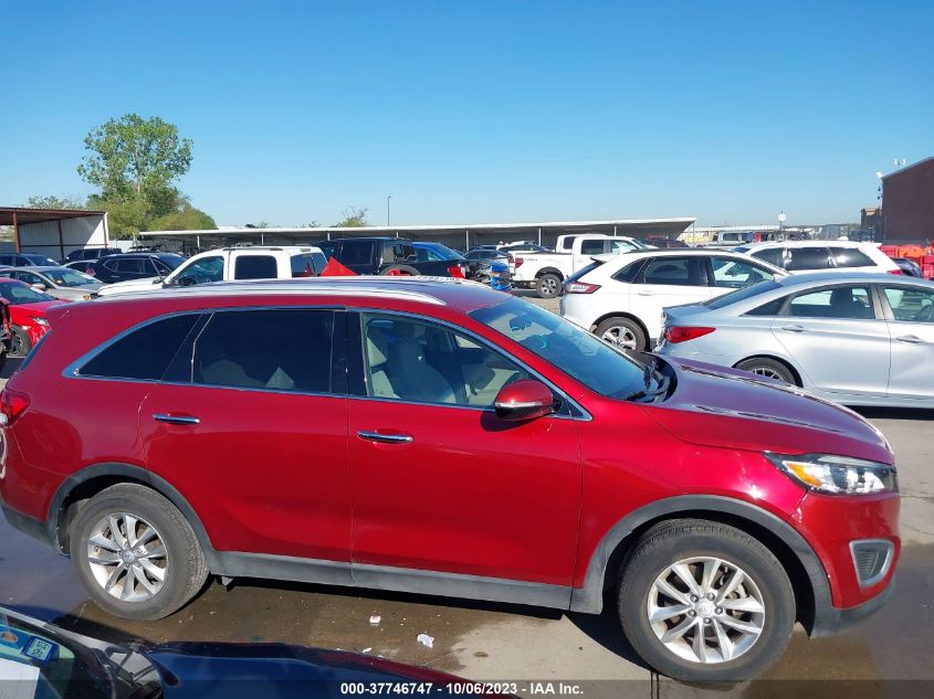 2017 KIA SORENTO LX - 5XYPG4A36HG286551