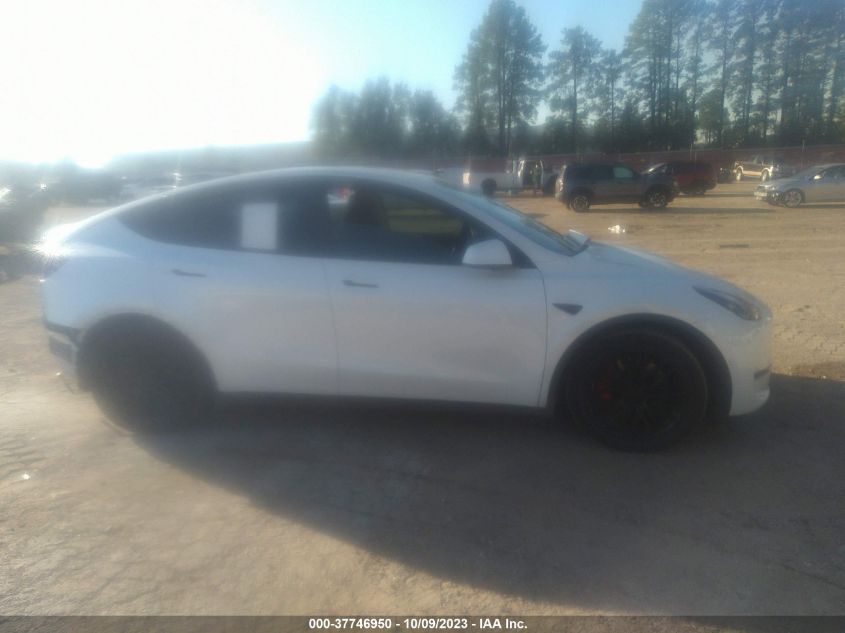 2022 TESLA MODEL Y - 07SAYGDEF5NF32670