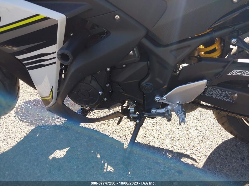 2017 YAMAHA YZFR3 A MH3RH15Y5HK001697