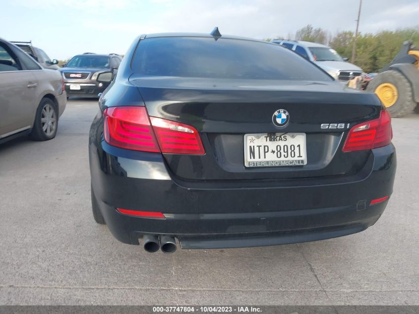 2013 BMW 5 SERIES 528I - WBAXG5C59DDY33015