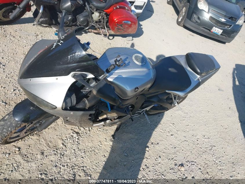 2004 YAMAHA YZFR6 L JYARJ06E74A017459