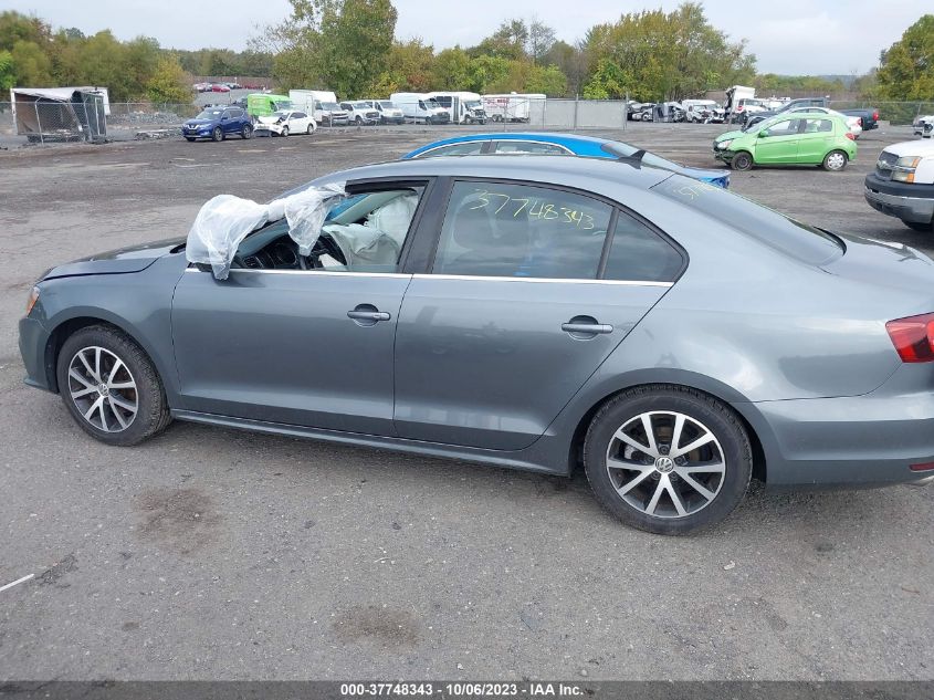 2017 VOLKSWAGEN JETTA 1.4T SE - 3VWDB7AJ6HM329092