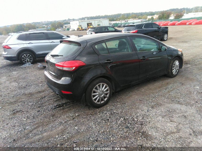 2016 KIA FORTE 5-DOOR LX - KNAFK5A83G5630630