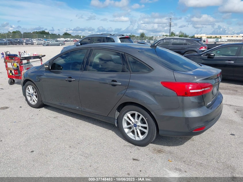 VIN 1FADP3F25HL312239 2017 FORD FOCUS SE