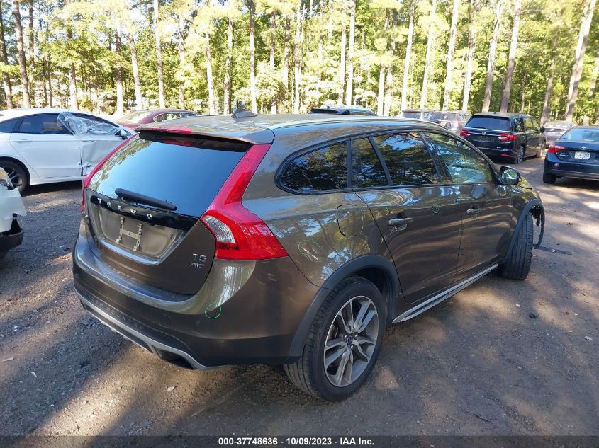 2015 VOLVO V60 CROSS COUNTRY T5 YV4612HK2F1000350