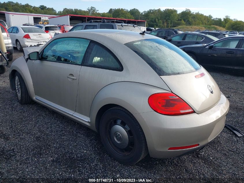 2013 VOLKSWAGEN BEETLE COUPE 2.5L - 3VWJP7AT3DM677304