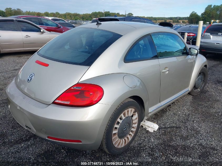 2013 VOLKSWAGEN BEETLE COUPE 2.5L - 3VWJP7AT3DM677304
