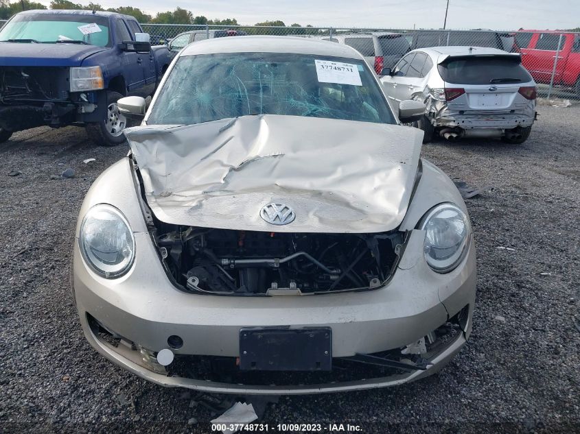2013 VOLKSWAGEN BEETLE COUPE 2.5L - 3VWJP7AT3DM677304