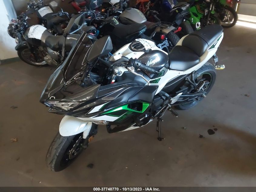 VIN ML5EXEN18NDA66843 2022 KAWASAKI EX650 N