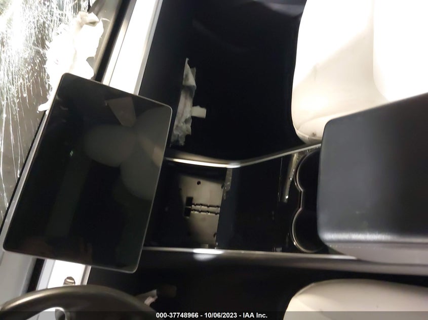 VIN 5YJ3E1EB6JF184264 2018 TESLA MODEL 3 LONG RANGE