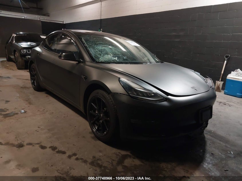 VIN 5YJ3E1EB6JF184264 2018 TESLA MODEL 3 LONG RANGE