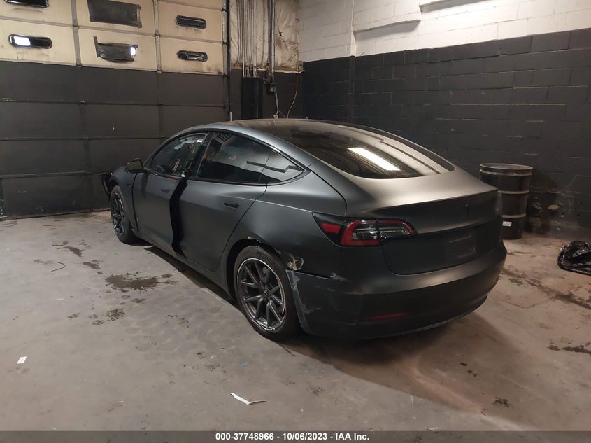 VIN 5YJ3E1EB6JF184264 2018 TESLA MODEL 3 LONG RANGE