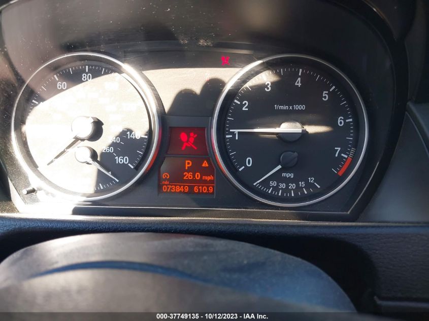 2013 BMW X1 XDRIVE28I - WBAVL1C57DVR83436