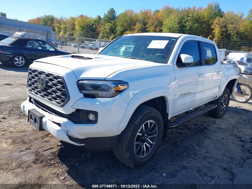 3TMCZ5AN8LM334613 Toyota Tacoma 4wd SR5/TRD SPORT 2