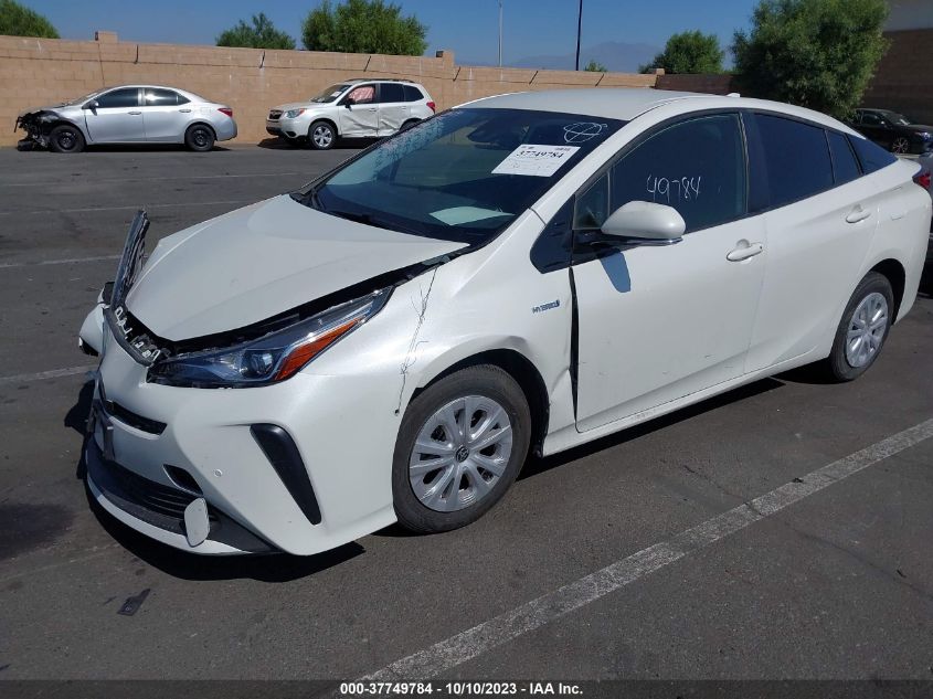 JTDKARFU8K3075311 Toyota Prius LE 2