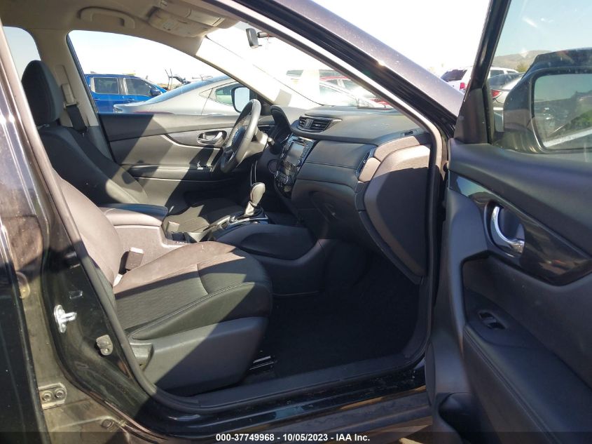 VIN KNMAT2MT2HP579216 2017 NISSAN ROGUE SV